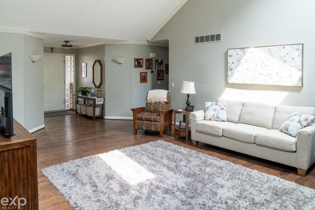 57450 Ruby Lane, Washington Twp, MI 48094