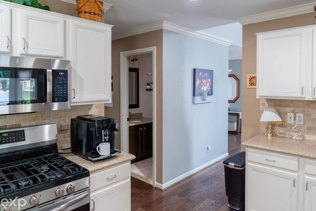57450 Ruby Lane, Washington Twp, MI 48094