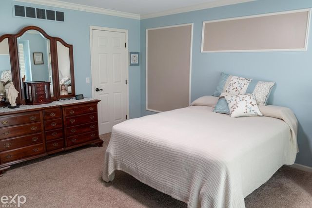 57450 Ruby Lane, Washington Twp, MI 48094