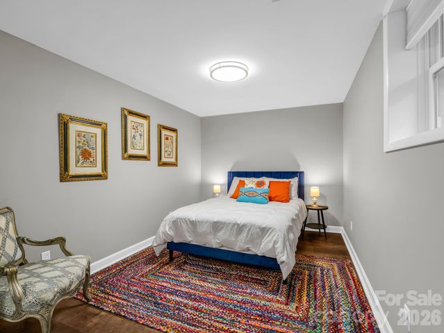 59 Underhill Road, Hendersonville, NC 28792