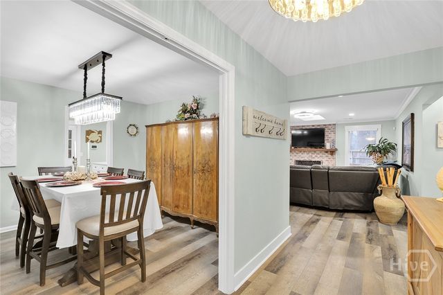 206 Hillary Road, Savannah, GA 31410