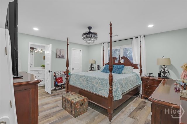 206 Hillary Road, Savannah, GA 31410