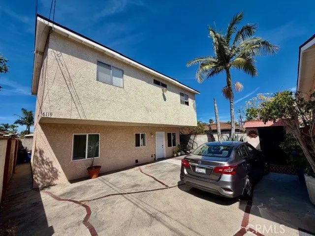 6121 Orchard Avenue, Huntington Park, CA 90255