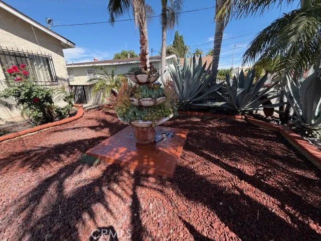 6121 Orchard Avenue, Huntington Park, CA 90255