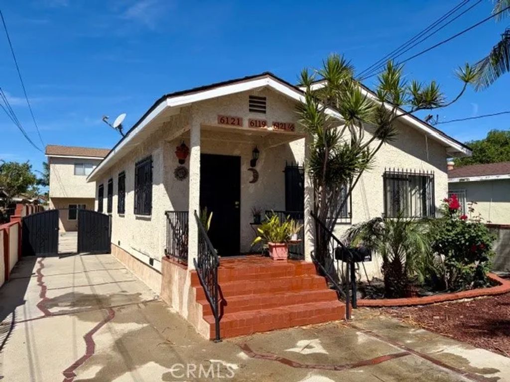 6121 Orchard Avenue, Huntington Park, CA 90255