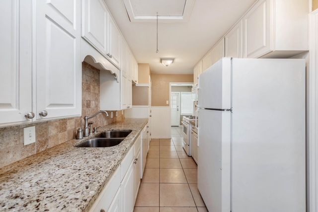 305 Francis Drive, College Station, TX 77840