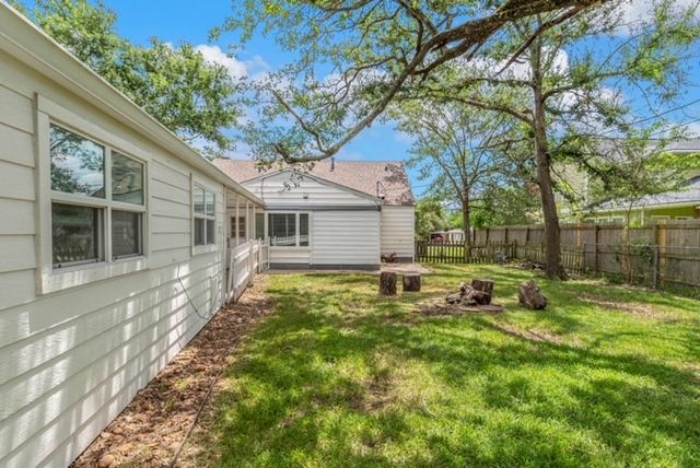 305 Francis Drive, College Station, TX 77840