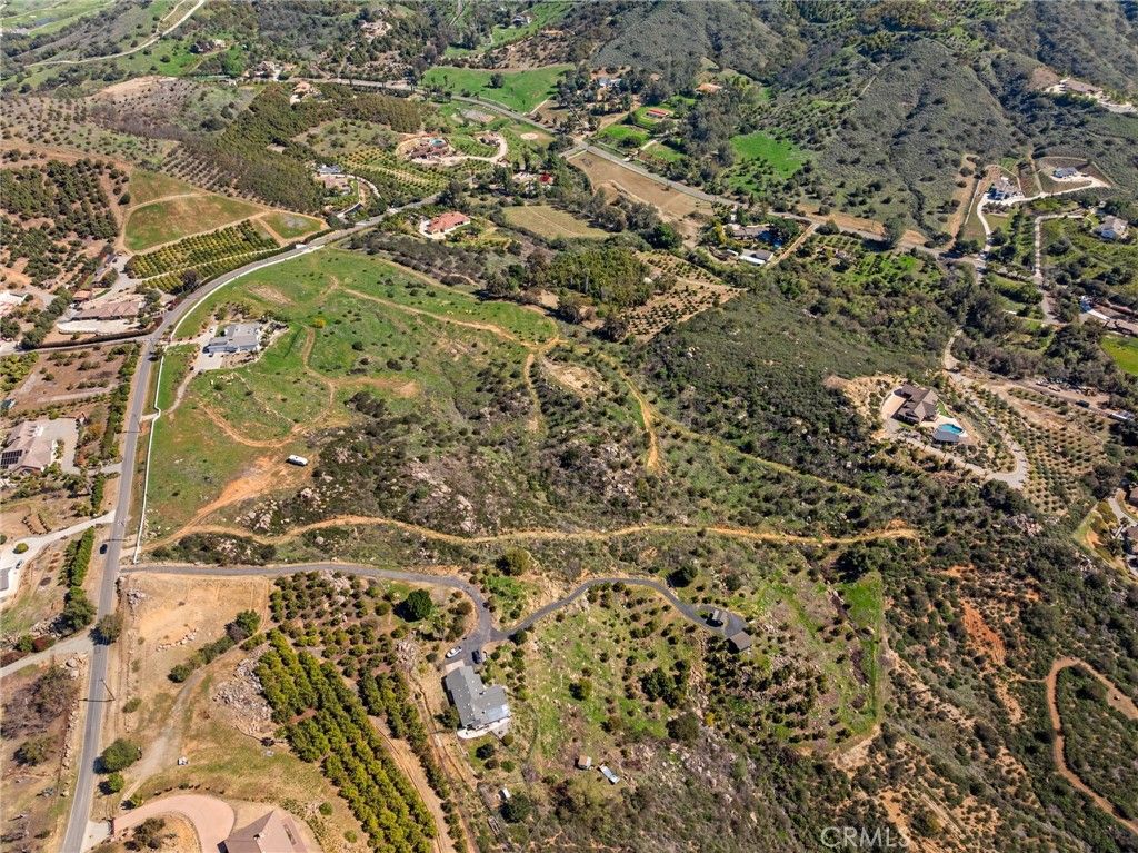 Image 24 of property listing at 2 Las Palmeras, Temecula, CA 92590