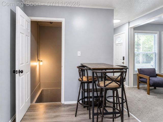 3120 La Salle Drive, Ann Arbor, MI 48108