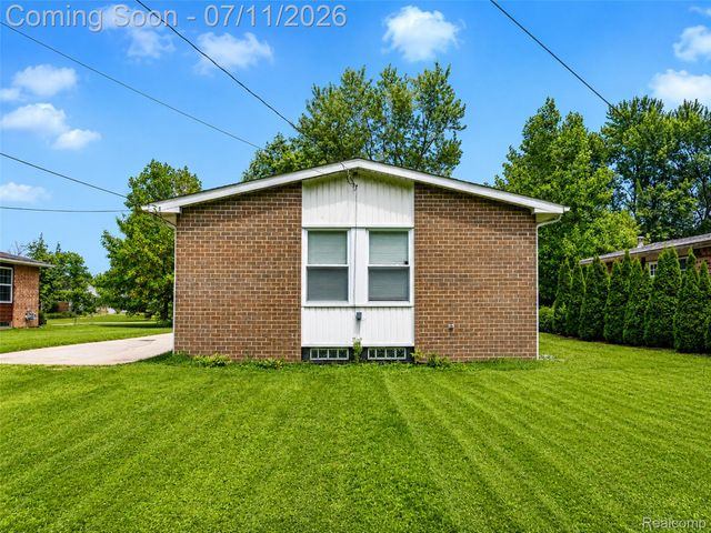 3120 La Salle Drive, Ann Arbor, MI 48108