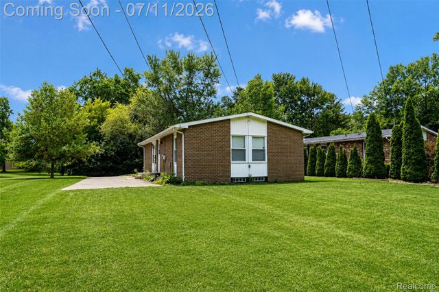 3120 La Salle Drive, Ann Arbor, MI 48108