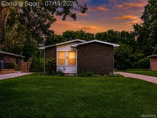 3120 La Salle Drive, Ann Arbor, MI 48108