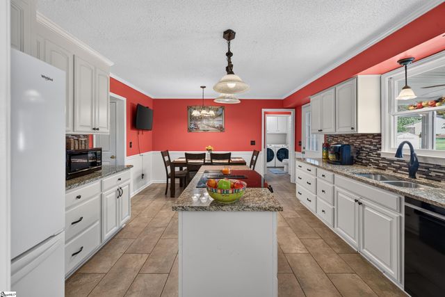 216 Westridge, Piedmont, SC 29673