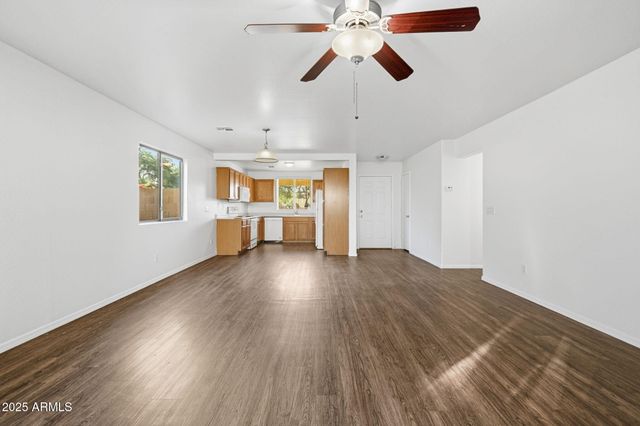 3712 W DARROW Street, Phoenix, AZ 85041