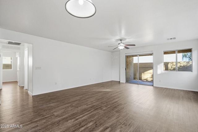 3712 W DARROW Street, Phoenix, AZ 85041