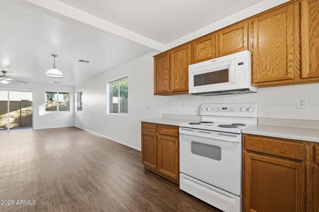 3712 W DARROW Street, Phoenix, AZ 85041