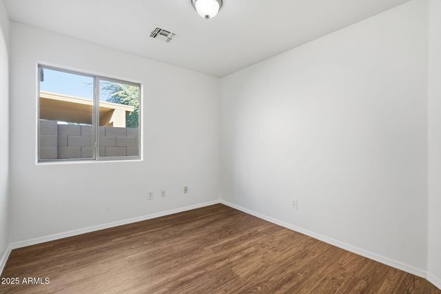 3712 W DARROW Street, Phoenix, AZ 85041