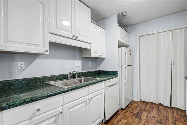 1603 Augusta SE Drive, Marietta, GA 30067