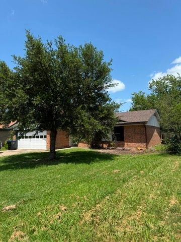 6707 Finch Drive, Greenville, TX 75402