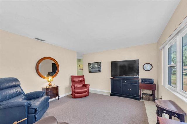 1824 CHATEAU DRIVE W, Clearwater, FL 33756