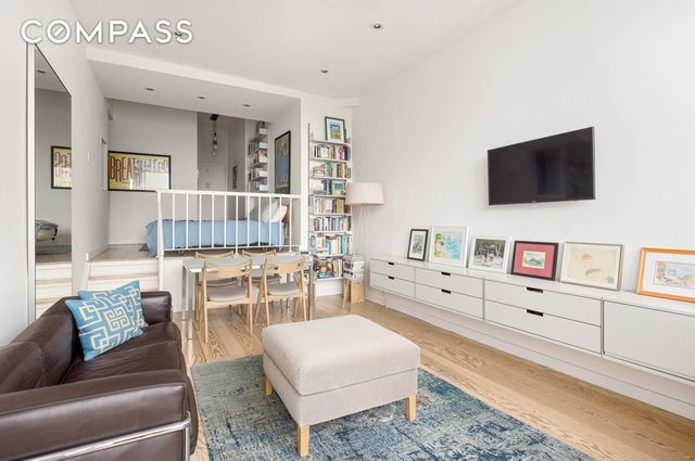 77 Bleecker St Apt 1006W, New York City, NY 10012