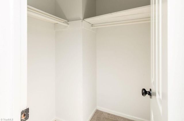 2663 Cottage Place, Greensboro, NC 27455