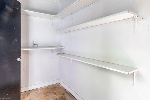 2663 Cottage Place, Greensboro, NC 27455