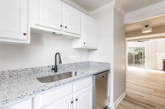 2663 Cottage Place, Greensboro, NC 27455