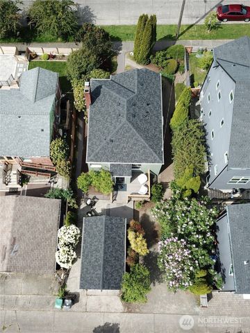 7504 27th Avenue NW, Seattle, WA 98117