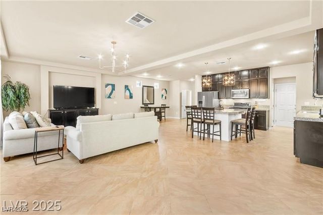 9696 Grayson Hills Street, Las Vegas, NV 89139