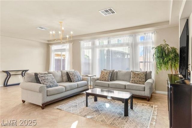 9696 Grayson Hills Street, Las Vegas, NV 89139