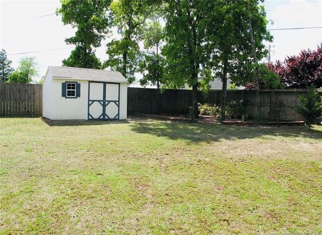 102 Claymore Court, Broadway, NC 27505