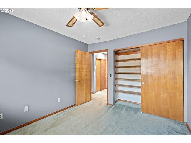 1722 Sw HARTLEY Ave, Gresham, OR 97080