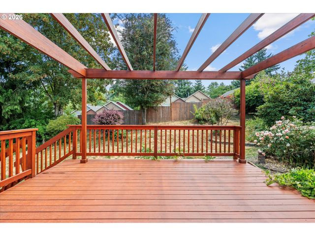 1722 Sw HARTLEY Ave, Gresham, OR 97080