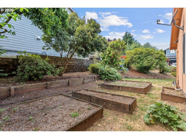 1722 Sw HARTLEY Ave, Gresham, OR 97080