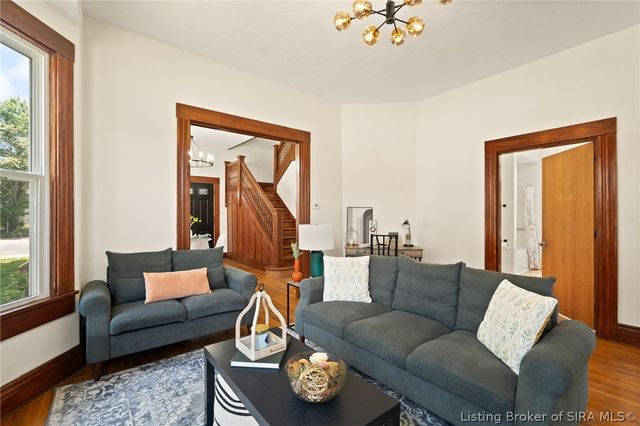 1618 Beeler Street, New Albany, IN 47150