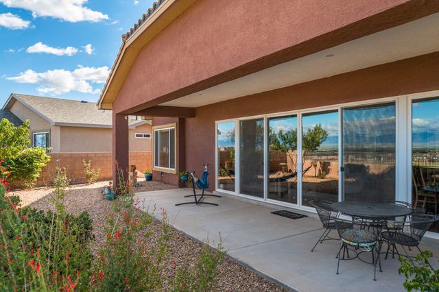 910 Jubilee Boulevard SW, Los Lunas, NM 87031