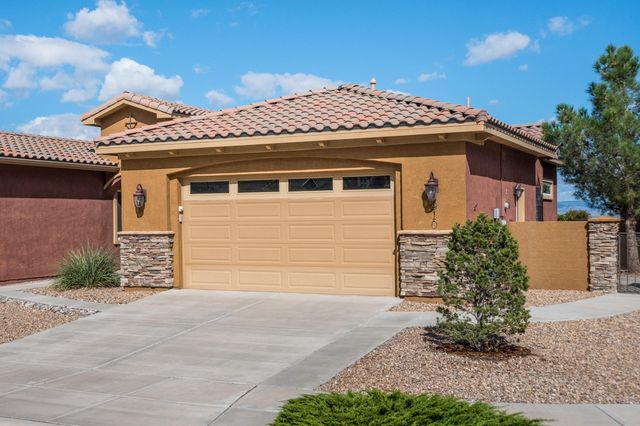 910 Jubilee Boulevard SW, Los Lunas, NM 87031