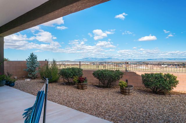 910 Jubilee Boulevard SW, Los Lunas, NM 87031