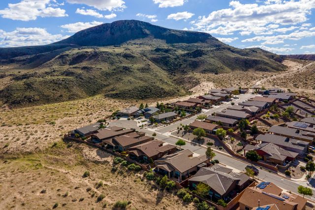 910 Jubilee Boulevard SW, Los Lunas, NM 87031