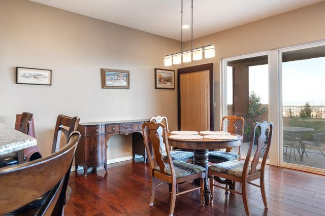910 Jubilee Boulevard SW, Los Lunas, NM 87031