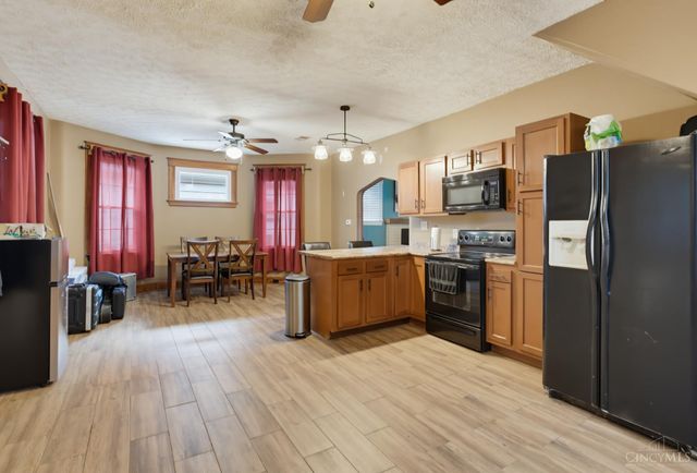 3918 Delmar Avenue, Cheviot, OH 45211