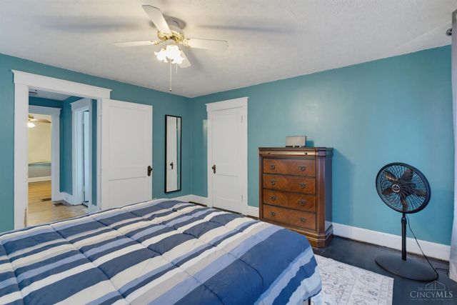 3918 Delmar Avenue, Cheviot, OH 45211