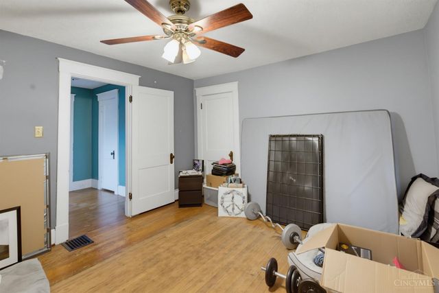 3918 Delmar Avenue, Cheviot, OH 45211