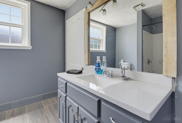 3918 Delmar Avenue, Cheviot, OH 45211