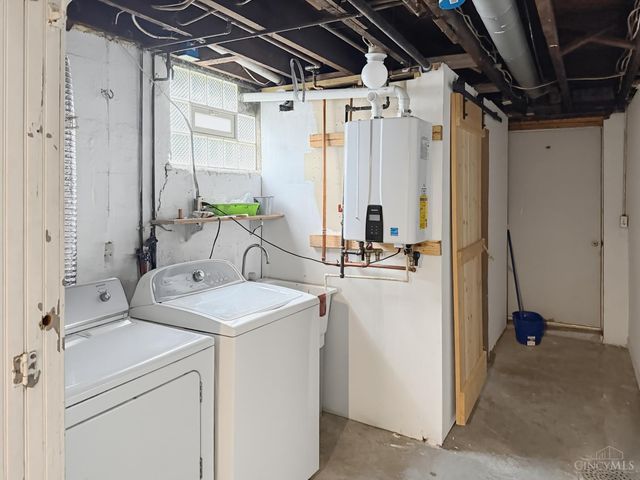 3918 Delmar Avenue, Cheviot, OH 45211