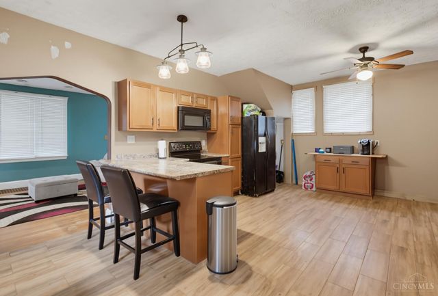 3918 Delmar Avenue, Cheviot, OH 45211