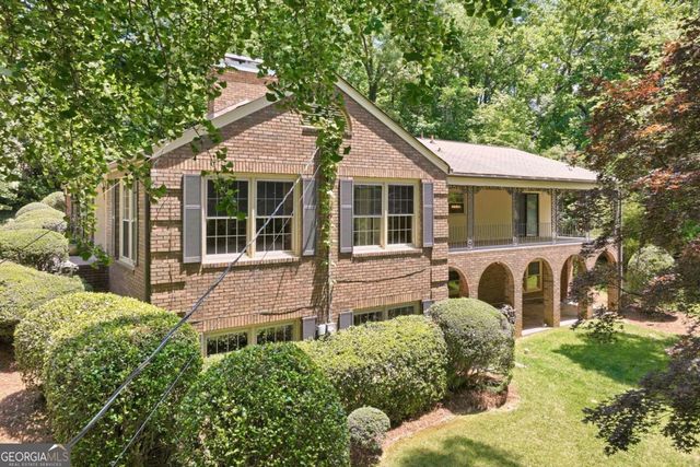 257 Club Drive, Gainesville, GA 30506