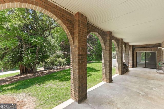 257 Club Drive, Gainesville, GA 30506
