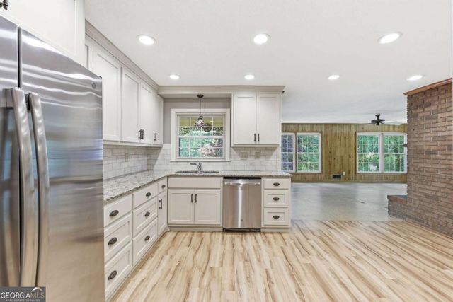 257 Club Drive, Gainesville, GA 30506